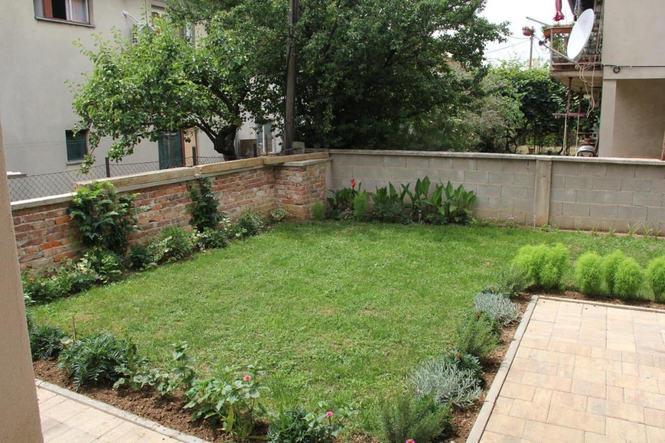 Apartman Lilium Книн Экстерьер фото